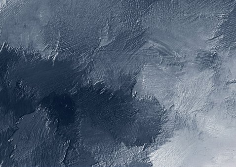 Kerstkaart 2027 goud getal met blauwe verf Achterkant