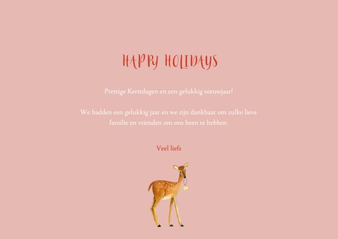 Kerstkaart lief hert met rode vogels 3