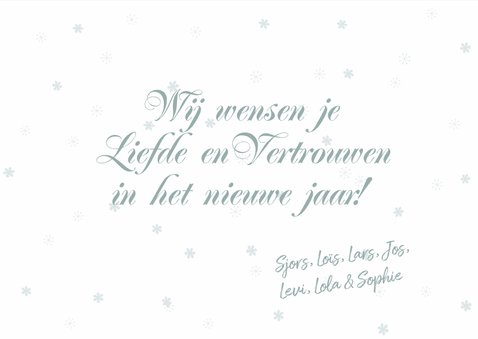 Kerstkaart met 6 foto's op een zachte achtergrond en sterren 3