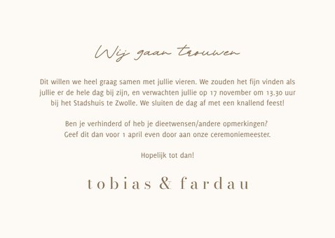 Minimalistische trouwkaart beige met bruin wij gaan trouwen 3
