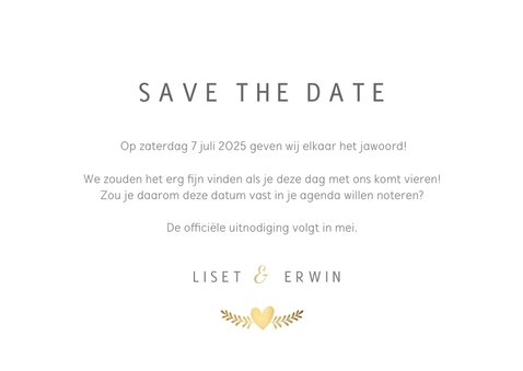 Save the Date kaart klassiek wit met gouden duifjes en foto 3