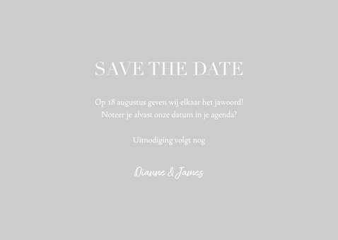 Save the date kaart met grote foto en witte typografie 3