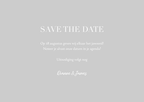 Save the date kaart met grote foto en witte typografie 3