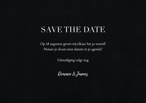 Save the date kaart met grote foto en witte typografie 3