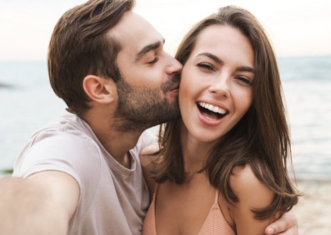 Save the date trouwkaart simpel minimalistisch eenvoudig 2