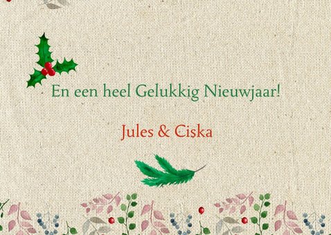 Sfeervolle kerstkaart met hulst en takjes 3
