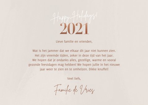 Stijlvolle kerstkaart fotocollage 2021 happy holidays beige 3