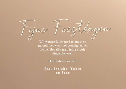 Stijlvolle kerstkaart met fotocollage kerstballen goud 3