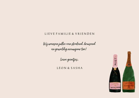 Stijlvolle nieuwjaarskaart met foto en champagneflessen 3