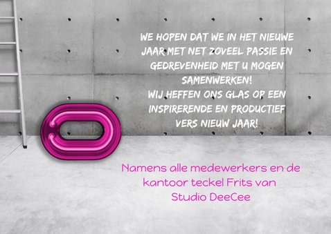 Stoere zakelijke 'Happy 202' met neon en eigen logo1 3