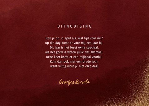 Uitnodiging vijftig in goud met glitters op waterverf 3