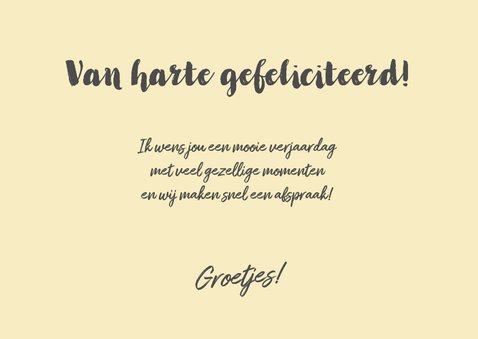 Verjaardagskaart met 6 pinguïns die vaas bloemen vullen 3
