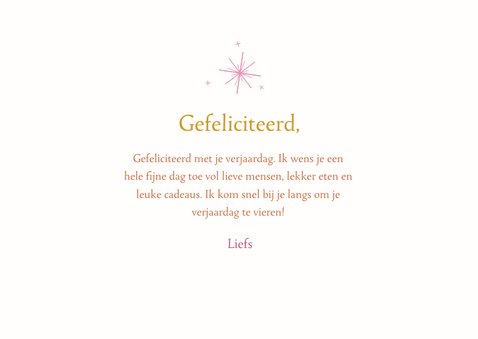 Vrolijk verjaardagskaartje met gekleurde happy birthday 3