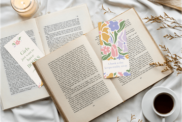 Boekenlegger van een kaartje maken