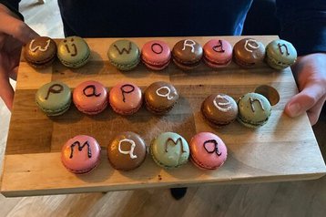 Zwangerschapsaankondiging met macarons