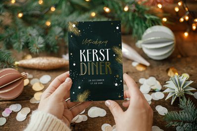 Wat schrijf je op een kerstdiner uitnodiging