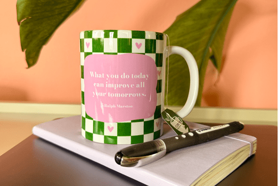 Mok bedrukken met motiverende tekst of quote