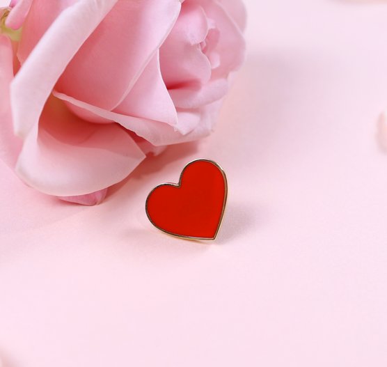 Hart speldje 'With love'