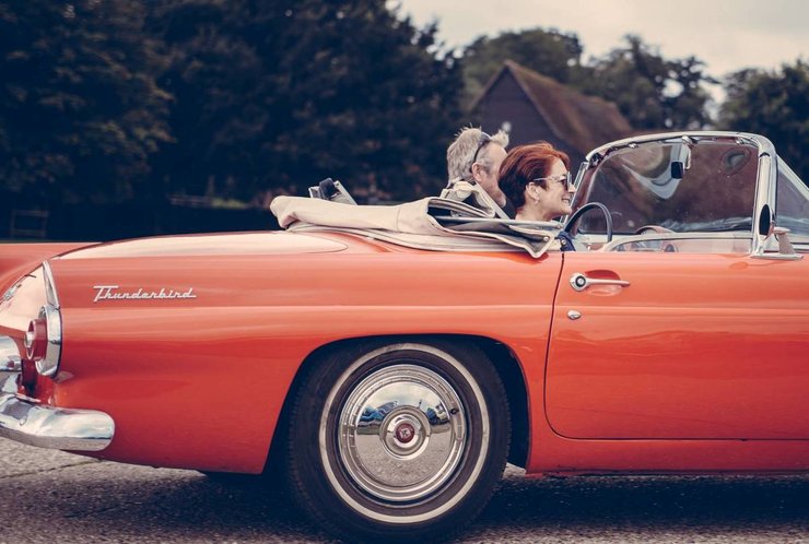Verjaardag vieren roadtrip oldtimer