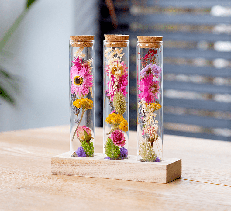 Droogbloemen in flesjes