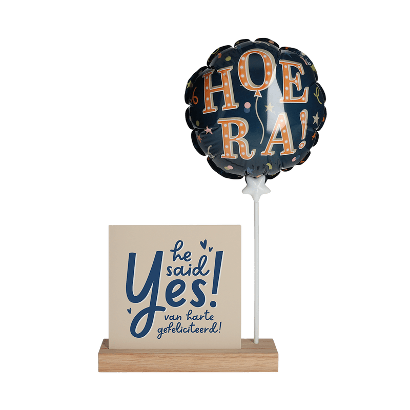 Mini ballon ‘Hoera!’ met kaarthouder