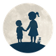 Silhouet zus met broertje hand in hand - met maan