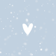 Wit hartje op sneeuw lichtblauw