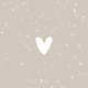 wit hartje op sneeuw beige