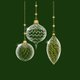 Kerst - kerstballen gedecoreerd op d.groen