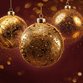 Kerst drie gouden kerstballen rood