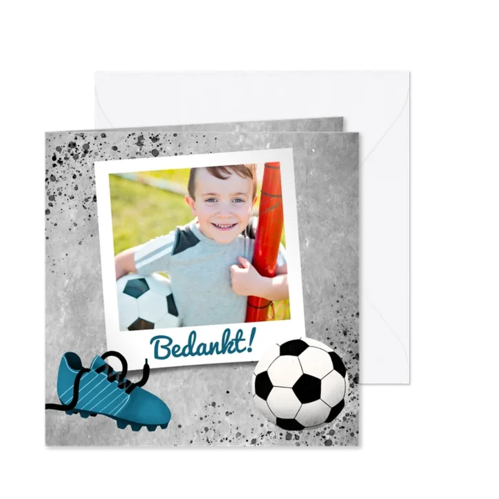 Bedankkaart eerste communie met voetbal, beton en foto