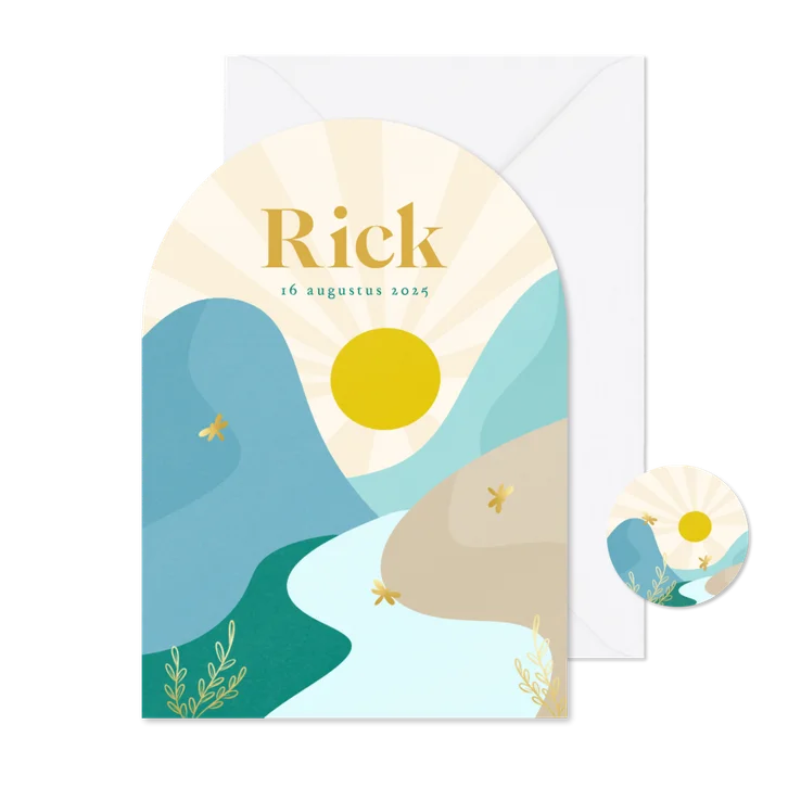 Boog vorm geboortekaartjes met landschap libelle goud jongen