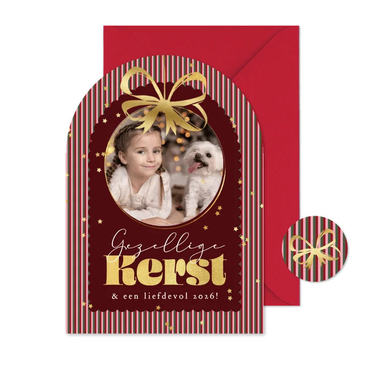 Boogvorm kerstkaart streeppatroon kerstbal strik goud foto