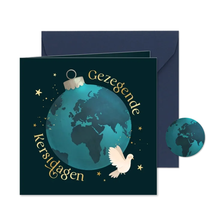 Christelijke kerstkaart vredesduif aarde kerstbal gezegend