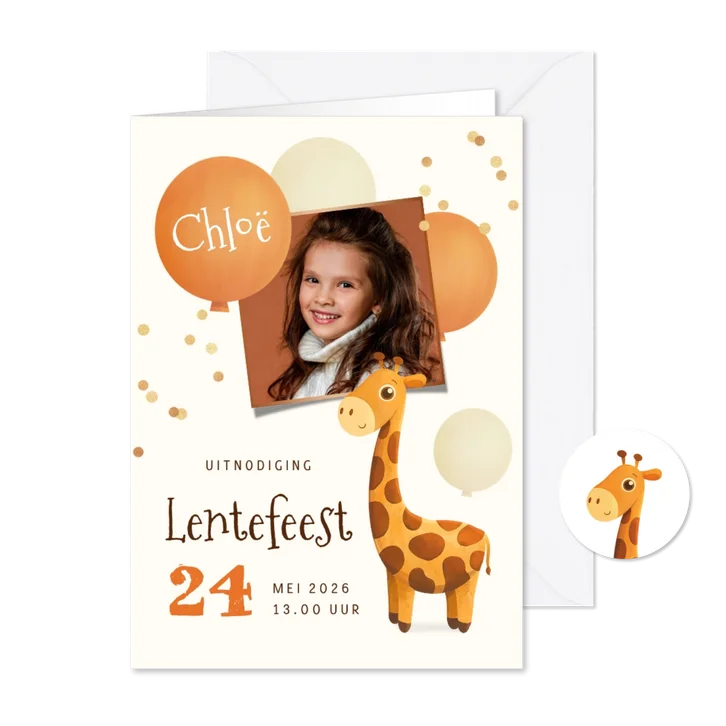 Communie lentefeest giraf ballonnen confetti foto