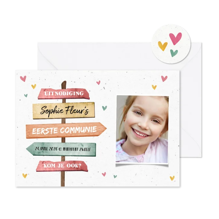Communie uitnodiging meisje hip met wegwijzers en foto