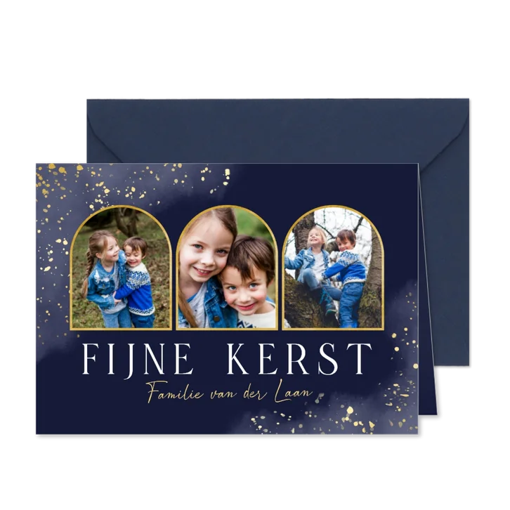 Donkerblauwe waterverf kerstkaart met fotocollage