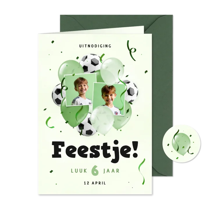 Feestelijke uitnodiging met ballonnen voetbal eigen foto