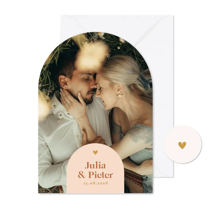 Fotokaart originele vorm oranje boog uitnodiging huwelijk