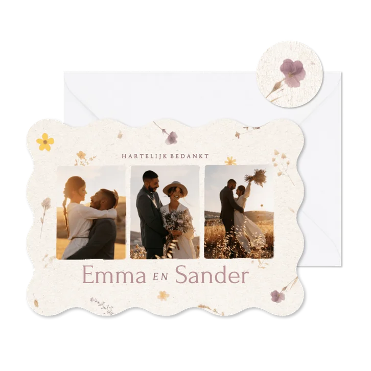 Fotokaart trouwen met geschulpte rand bedankt en bloemetjes