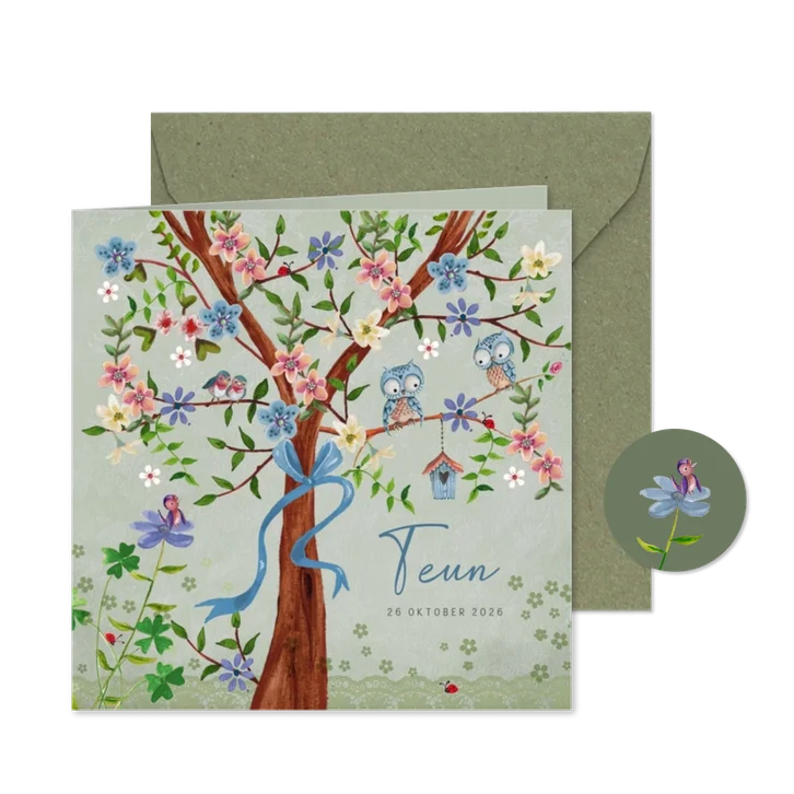 Geboorte boom jongen uiltjes en bloemen