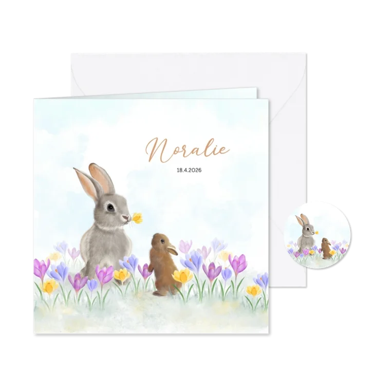Geboortekaart moeder- en babykonijn tussen de krokussen