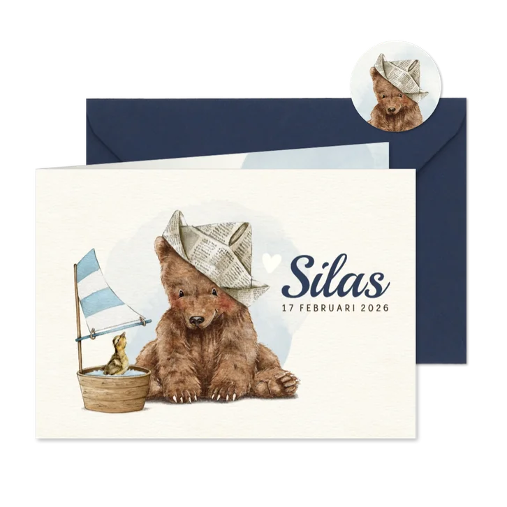 Geboortekaartje beer met papieren hoedje en eendje in water