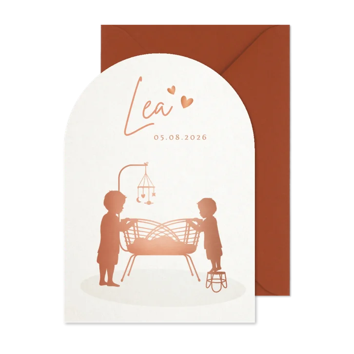 Geboortekaartje boog vorm met silhouet 2 broers en baby