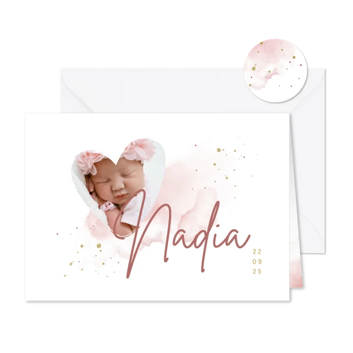 Geboortekaartje foto in hartjesvorm roze aquarel grote naam