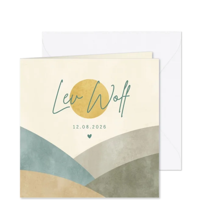 Geboortekaartje jongen met heuvels, zon en hartje