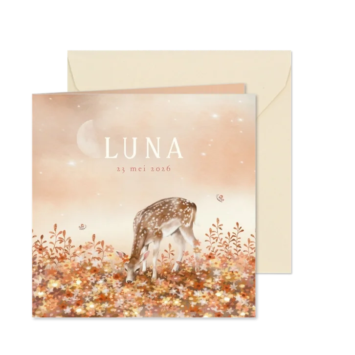 Geboortekaartje meisje hertje tussen bloemen vlinders & maan