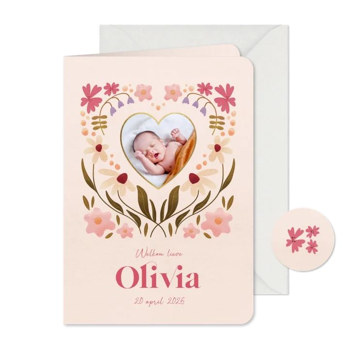 Geboortekaartje met bloemen in een hart en eigen foto