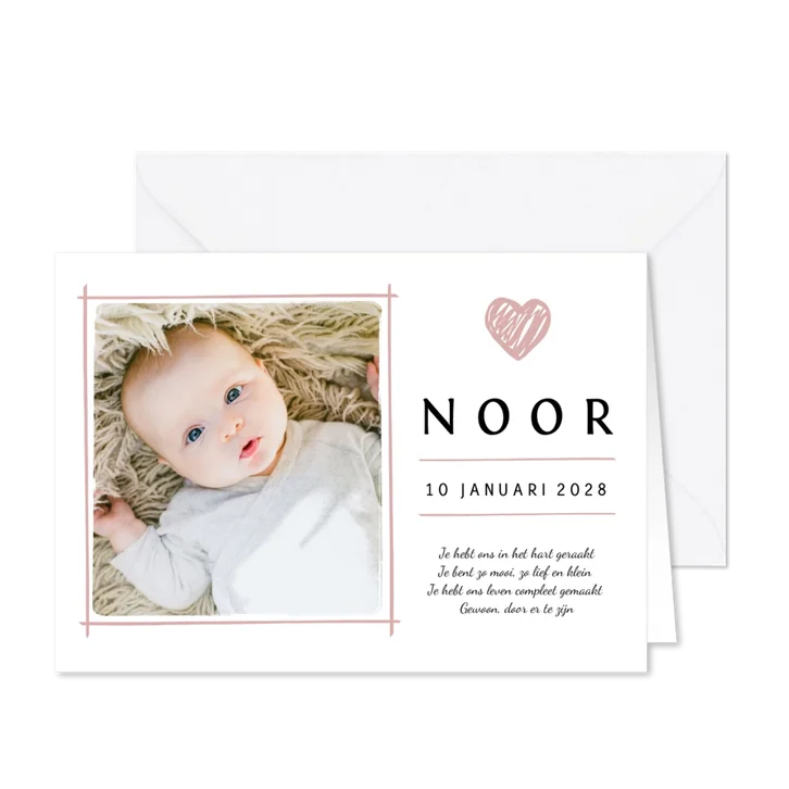 Geboortekaartje met eigen foto en roze hartje