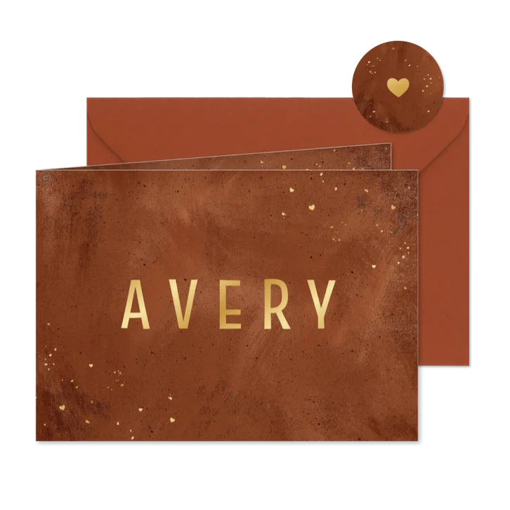 Geboortekaartje stoer terra cotta betonlook goud hartjes